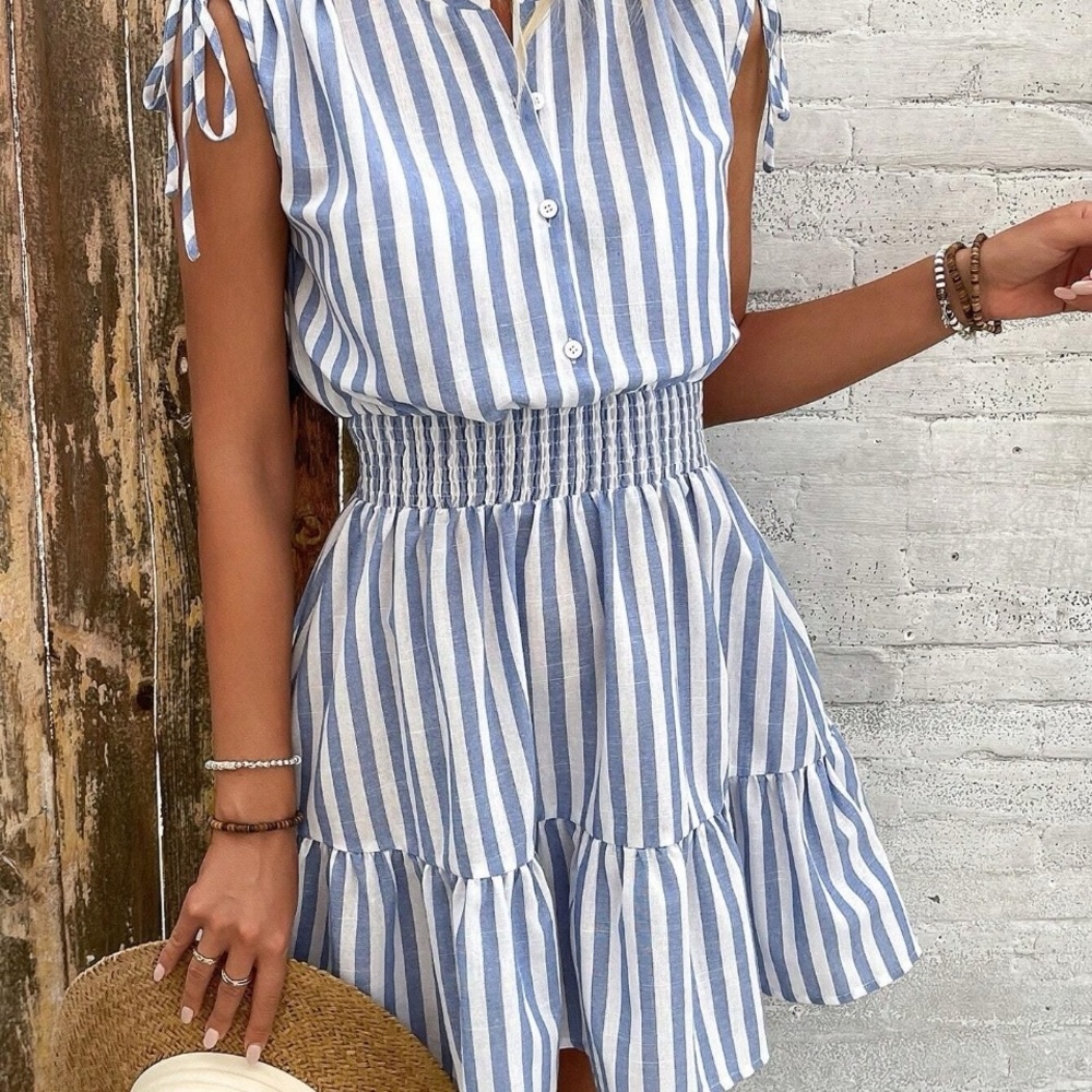 Blue and White Striped Summer Dress - Picture 5 of 7